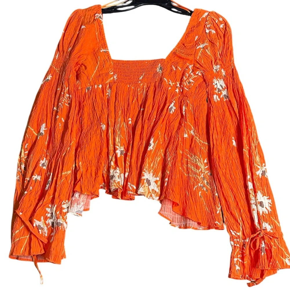 Urban outfitters orange floral bell sleeve top - Picture 4 of 5